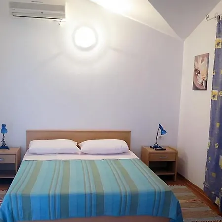 Apartman Studio In With Balcony, Air Condition, Wifi Porec