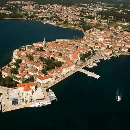 Studio In With Balcony, Air Condition, Wifi Porec